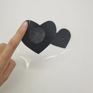 Neue Trendige Herzförmige Schwarze Niedliche Mädchen-Stil Nippelabdeckungen Aufkleber Set Sexy Brustwarzenabdeckung - Product Image 4