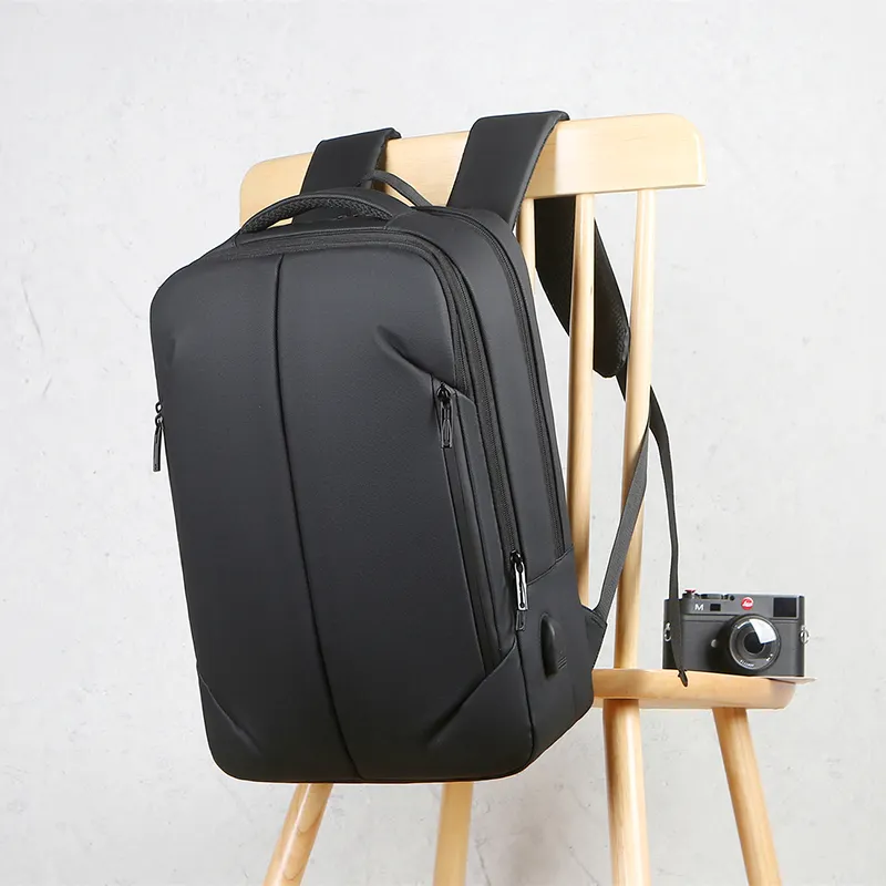 2022 Trend New arrival fashion 15.6 inch women and men laptop backpack travel business stylish backpack With USB Charging Port