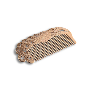 Peigne en laiton doré de style chinois de haute qualité avec logo personnalisé en forme de paon - Product Image 4