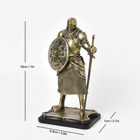 Spartacus gladiateur romain brandissant l'épée et le bouclier Statue résine coulée à froid Sculpture de guerrier en Bronze Antique