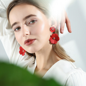 Grandes boucles d'oreilles fleur rouge pour femmes 2025 New Fine Designer Dangle Ruby Flower Boucles d'oreilles Jewely - Product Image 2