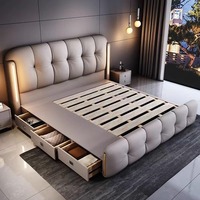 Lit double moderne de luxe 2026 avec cadre en bois, têtes de lit rembourrées, éclairage intégré et rangement en cuir – Collection de meubles de chambre à coucher