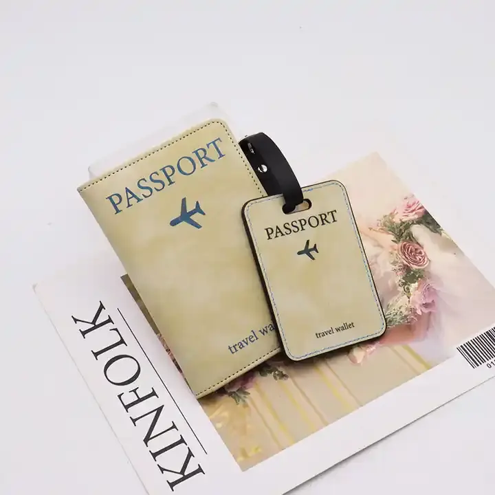sanchuan hot selling Travel Passport Cover And Luggage Tag Set Card Holder Wholesale Leather Passport Holder