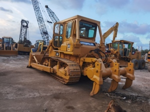 Bulldozer sur chenilles CAT D7G d'occasion, longue durée de vie, bon état de fonctionnement, prix compétitif, à vendre - Product Image 4