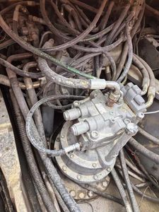 HITACHI Zx200-3มือสองสภาพดีรถขุดตีนตะขาบมือสอง HITACHI zaxis 200-3 - Product Image 4