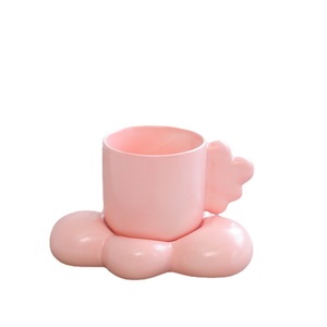 <span class=keywords><strong>Tazas</strong></span> de Café y Té de Cerámica Modernas y Elegantes, Diseño de Pareja Adorable, Juego de Taza y Platillo para <span class=keywords><strong>Desayuno</strong></span>, Venta al por Mayor - Product Image 4