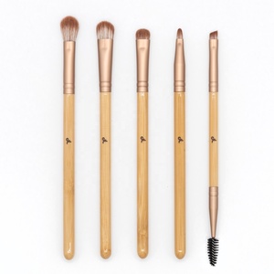 Ensemble professionnel de 5 pinceaux de maquillage des yeux à manche en bambou écologique avec logo personnalisé pour eye-liner et <span class=keywords><strong>mascara</strong></span> - Product Image 1