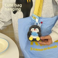 Pendentif en peluche pingouin avec petit poisson, Décoration suspendue en peluche pingouin avec chapeau d'anniversaire, Accessoire de sac porte-clés pingouin