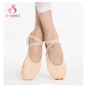 Venta al por mayor <span class=keywords><strong>de</strong></span> <span class=keywords><strong>zapatos</strong></span> <span class=keywords><strong>de</strong></span> baile <span class=keywords><strong>de</strong></span> lona <span class=keywords><strong>de</strong></span> alta calidad <span class=keywords><strong>zapatos</strong></span> <span class=keywords><strong>de</strong></span> <span class=keywords><strong>Ballet</strong></span> elásticos para bailarina <span class=keywords><strong>de</strong></span> baile mujeres niñas - Product Image 1
