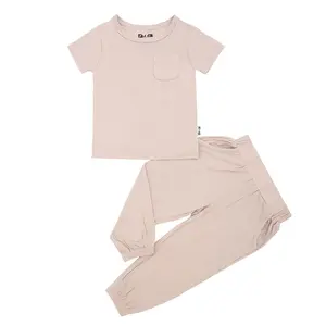 Nuovo arrivo all'ingrosso Unisex alla moda in maglia 2 pezzi Set di abbigliamento a manica corta pantaloni lunghi stile Casual Pullover servizio OEM