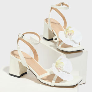 Indaffarata QS21 orchidea bianca a punta quadrata scarpe da <span class=keywords><strong>donna</strong></span> eleganti in pietra con motivo bianco <span class=keywords><strong>sandali</strong></span> con <span class=keywords><strong>tacco</strong></span> alto in tessuto per <span class=keywords><strong>donna</strong></span> - Product Image 6