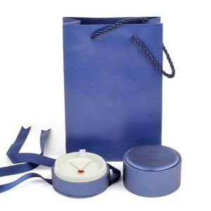 Wholesale Cylinder PU Leather <b>Ring</b> Box with Custom Logo Ribbon for Wedding Jewelry Gift & <b>Storage</b> - Product Image 4
