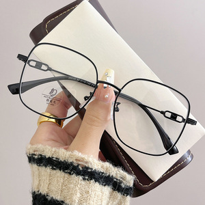 Lunettes de vue carrées Qianai, anti-lumière bleue, monture intégrale, lunettes de mode pour femmes avec verres en acrylique Q4 23048 - Product Image 5