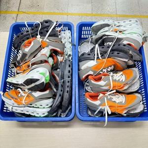 <span class=keywords><strong>Zapatillas</strong></span> de <span class=keywords><strong>Running</strong></span> en Nube para Exteriores de Gran Venta para Hombres y Mujeres Temporada de Verano Transpirables <span class=keywords><strong>Zapatillas</strong></span> Informales Empacadas en Caja de Invierno - Product Image 5