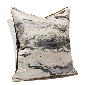 <span class=keywords><strong>Housse</strong></span> <span class=keywords><strong>de</strong></span> <span class=keywords><strong>coussin</strong></span> grise moderne noire 50x50cm taie d'oreiller décorative pour canapé décoration intérieure taie d'oreiller taie d'oreiller jacquard <span class=keywords><strong>beige</strong></span> - Product Image 2
