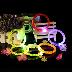 Pulseras LED Glow Sticks para <span class=keywords><strong>música</strong></span> Rave <span class=keywords><strong>Popular</strong></span> Luminous Bubble Bangle Christmas Style Light-Up Accesorios - Product Image 1