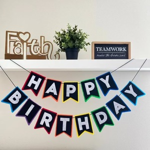 Guirlande en feutre <span class=keywords><strong>Joyeux</strong></span> <span class=keywords><strong>Anniversaire</strong></span> avec accents arc-en-ciel, bannière de fanions colorés pour fête d'<span class=keywords><strong>anniversaire</strong></span>, photomaton et décoration intérieure - Product Image 2