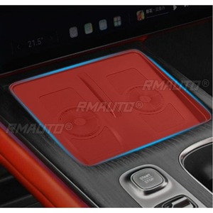 แผ่นซิลิโคนชาร์จไร้สายแบบควบคุมกลางสำหรับรถยนต์ Xiaomi SU7 อุปกรณ์ป้องกันภายในรถยนต์ แผ่นกันลื่น อุปกรณ์ตกแต่ง - Product Image 4