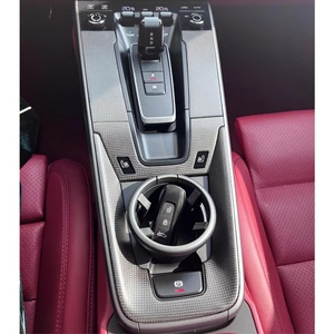 Film de protection pour bouton de commande central en fibre de carbone pour 911, modification et mise à niveau automobile 992 (2019-2025) - Product Image 3