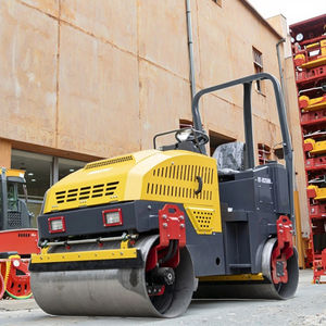 HIGHTOP Compacteur à rouleaux vibrants à usage intensif pour route, moteur diesel, machine de 1/1, 5/2/2 tonnes à vendre - Product Image 1