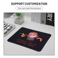 Petit tapis de bureau pour joueurs, tapis de souris de jeu en caoutchouc antidérapant, design de dessin animé personnalisé, couleur et logo personnalisables en stock