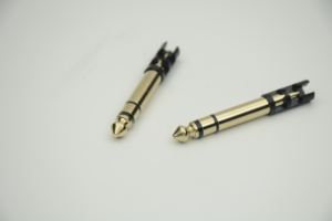 Suoxnele personnalisé Silicone 6.35mm 1/4 "<span class=keywords><strong>Jack</strong></span> pince à tatouer cordon <span class=keywords><strong>prise</strong></span> à 90 degrés RCA Pro alimentation pistolet à tatouer câble - Product Image 6