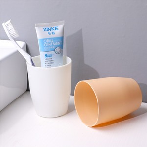 Minimalist Couple Mouthwash Cup Plastic Toothbrush Holder Round Design Lightweight For Bathroom Use White Beige - Product Image 1
