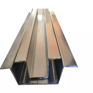 <span class=keywords><strong>Prix</strong></span> favorable Gouttières en <span class=keywords><strong>aluminium</strong></span> de la série 6000 Toit en PVC de style chaud classique Système de drainage des eaux de pluie Traitement de coupe - Product Image 2