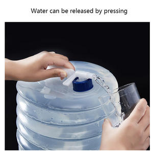 Venta al por Mayor de Cubos de Agua Plegables de PE de 3L, 5L, 10L y 15L, Cubo de Almacenamiento Portátil para Viajes en Auto y Picnic al Aire Libre - Product Image 4