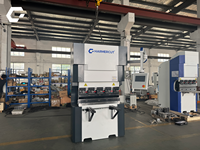 Machine à cintrer électrique de haute précision Petite presse plieuse électrique CNC pour le cintrage complexe des métaux