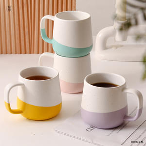 Tasse en céramique Dingdong, tasse individuelle 300 ml, poignée colorée, pour café et thé à la maison - Product Image 1