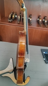 Violín estilo <span class=keywords><strong>barroco</strong></span> 4/4 con tapa de abeto, fondo de arce flameado, diapasón de ébano, sonido dulce, barniz espiritual, cuerdas de nailon, venta al por mayor - Product Image 4