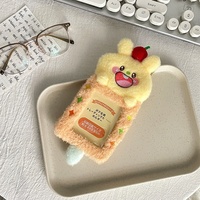 Lindo y Creativo Porta Tarjetas de Felpa, Serie de Protectores de Tarjetas de Identificación para Estudiantes, Protector de Tarjetas con Foto de Ídolos, Colgante