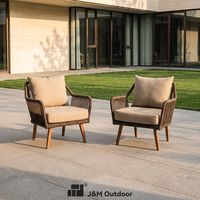 Ensemble de conversation J&M Outdoor Tropical Design 4 pièces en rotin tressé à la main avec structure en aluminium et table basse pour villa et parc