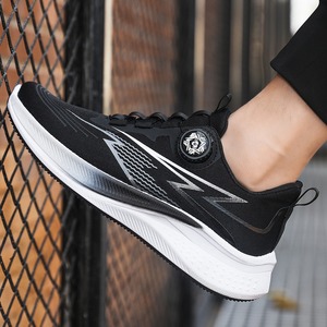 Chaussures de course pour hommes, en mesh respirant, légères, pour l'entraînement sportif, talon moyen, semelle extérieure en caoutchouc - Product Image 3