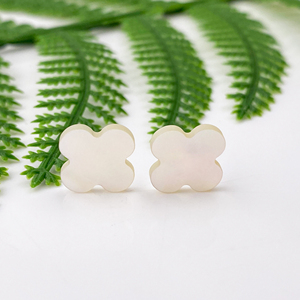 Madreperla per Gioielli Vendita Diretta Bracciale e Collana con Quadrifoglio in Conchiglia Naturale Bianca 10mm Gemme Sciolte Luminose - Product Image 2