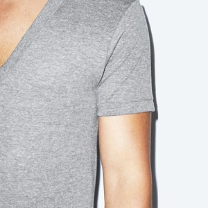 เสื้อยืดกีฬาลำลองผู้ชาย คอวี แขนสั้น ผ้าฝ้าย 100% ระบายอากาศได้ดี เหมาะสำหรับออกกำลังกายที่ยิม - Product Image 4