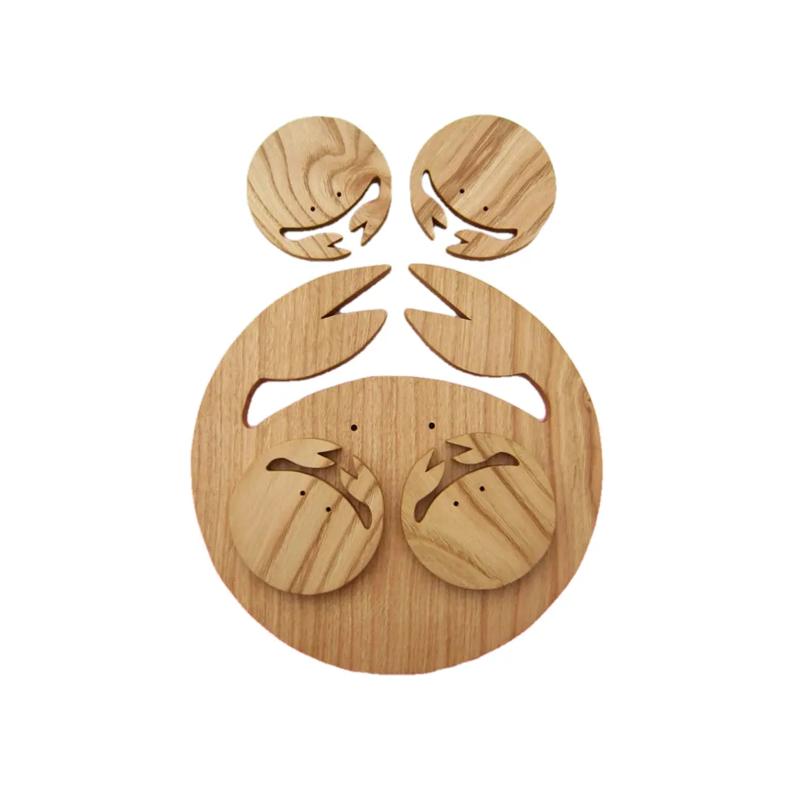Family Table pieces in chestnut wood cutting board plate coasters decoration crab 100% natural and adapted to food contact
