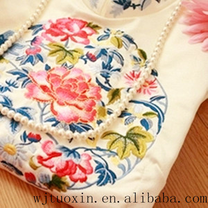 <span class=keywords><strong>Tissu</strong></span> en porcelaine bleu et blanc / <span class=keywords><strong>Tissu</strong></span> satiné imprimé floral <span class=keywords><strong>pour</strong></span> cheongsam / <span class=keywords><strong>kimono</strong></span> - Product Image 6
