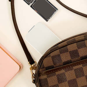 Özel Logo beyaz çift taraflı PU deri makyaj cep küçük taşınabilir güzellik aynası ile kadınlar için deri kılıf - Product Image 5