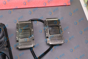 Kit de refroidissement par eau V100 |   Système AIO 360 mm avec triple ventilateur, haute efficacité et fonctionnement silencieux, double séparation - Product Image 3