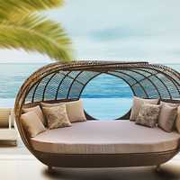Lit d'extérieur au design unique Canapé en rotin pour hôtel Chaise en rotin pour villa de jardin Nid d'oiseau Lit rond créatif en rotin