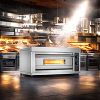 Nouveau four à gaz de la Kitchen Equipment Company pour les cuisines de restaurants institutionnels et universitaires avec moteur fiable