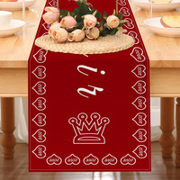 Nappe et chemin de table imprimés à carreaux rouges, vente en gros pour la décoration de la Saint-Valentin et des anniversaires