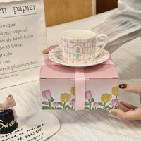 Ensemble de tasses à café et soucoupes en céramique de style Ins, coffret cadeau, tasse en céramique de haute qualité, vaisselle élégante pour tous les jours, cadeau souvenir parfait
