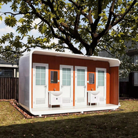 Module de toilettes portables en acier léger sur mesure, 4 cabines de toilettes en acier léger avec lavabo extérieur, toilettes en panneaux sandwich pour parcs et hôpitaux