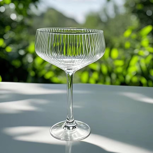 Usine directement nouveau modèle vente chaude ancienne mode cristal gaufré verre à vin rouge gobelets verres à <span class=keywords><strong>champagne</strong></span> - Product Image 1