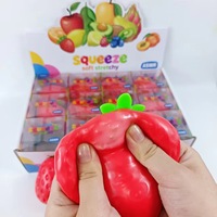 Briques anti-stress réalistes en forme de fraise, moelleuses et croquantes, à récupération lente, jouet unisexe pour enfants de 5 ans et plus, Zhejiang