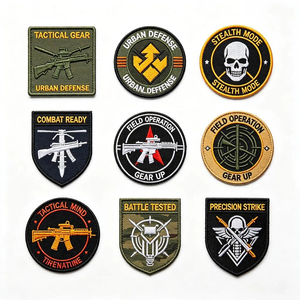 Patch brodé à fil épais avec dos auto-agrippant, patch personnalisé avec logo pour équipement de plein air et vêtements, usine OEM - Product Image 2