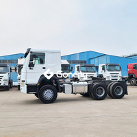 Pabrik dalam stok Harga Murah 2025 2026 baru Trailer traktor truk kepala 6x4 Sinotruk Howo 371 420 Hp